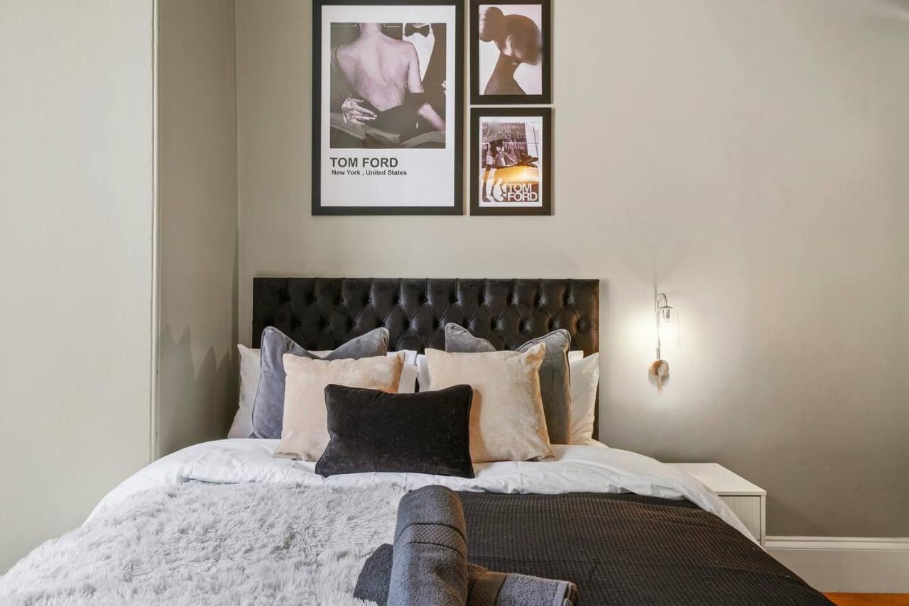 Lovely Central Wakefield Apartment - Parking Dış mekan fotoğraf